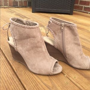 Brown wedges